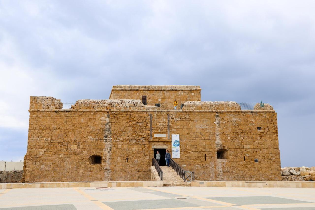 Spacious 2 Bedroom Appartment Near Mall -Internet 1Gbps Paphos Exterior foto